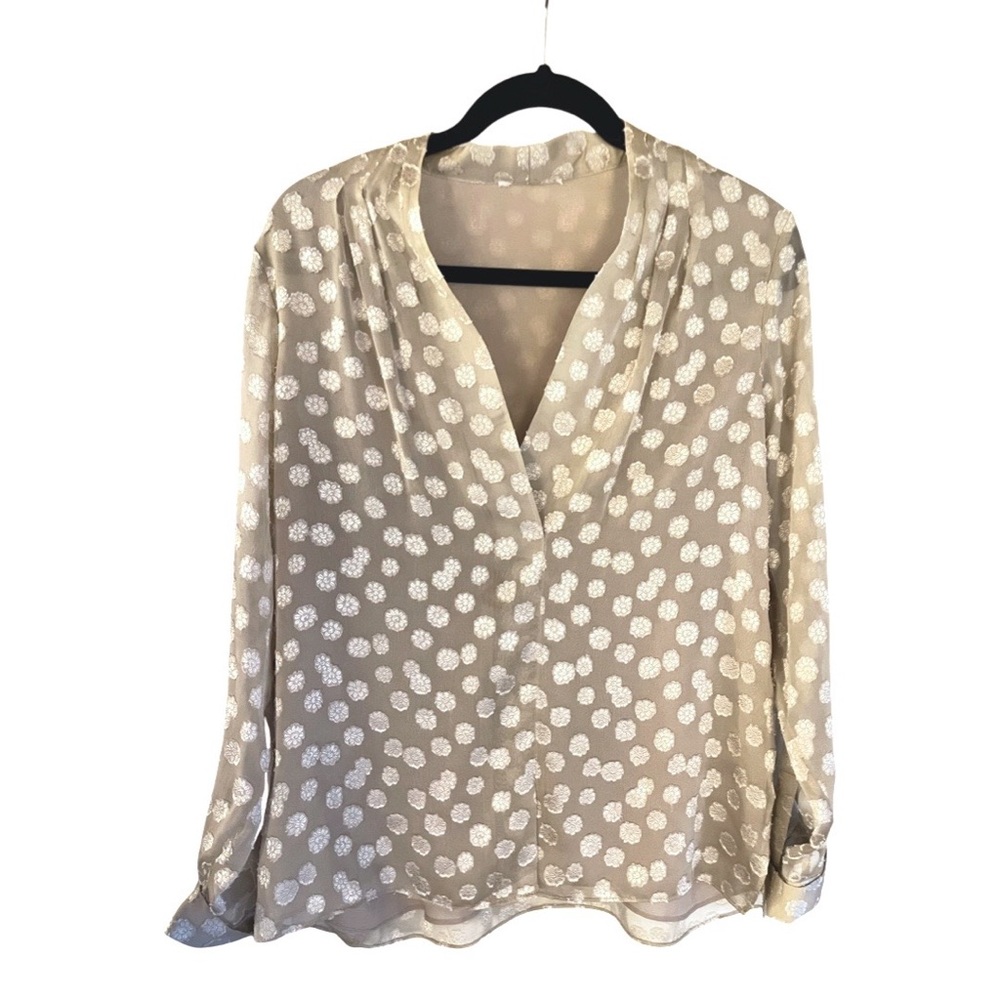 Calvin Klein Gorgeous Cream V Neck Blouse - Size Small